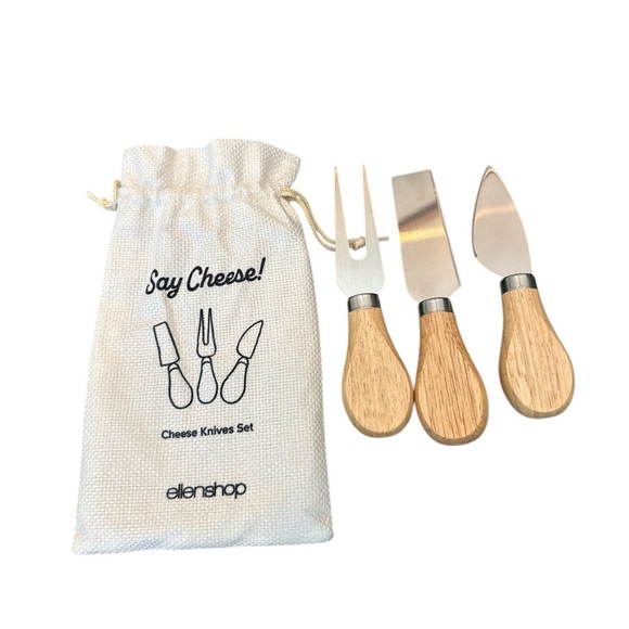 Ellen Degeneres Other - NWT, Ellen Shop 3 Piece Wood Cheese Knives Set